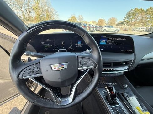 Used 2025 Cadillac CT5 Premium Luxury image 21