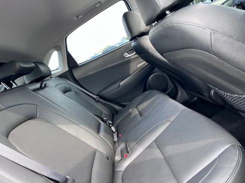 Used 2022 Hyundai Kona Limited w/ Cargo Package FWD image 51