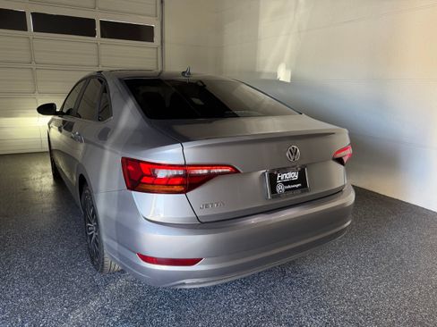 Used 2019 Volkswagen Jetta SEL FWD image 47
