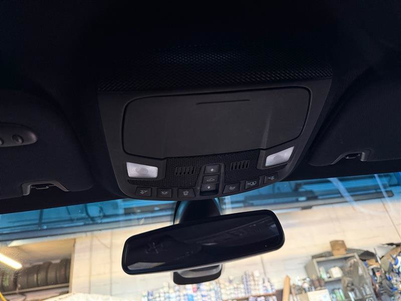 Used 2019 Lincoln MKZ Reserve FWD image 39