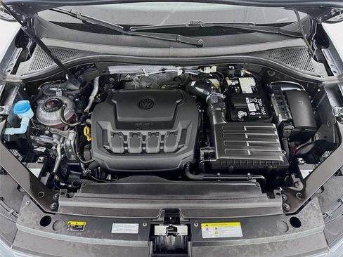 Used 2024 Volkswagen Tiguan SEL R-Line AWD/4WD image 32