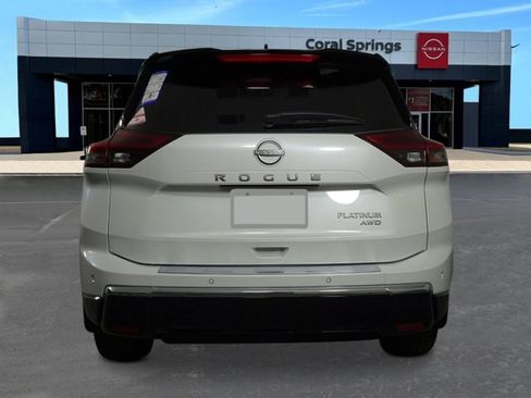 New 2026 Nissan Rogue Platinum w/ Platinum Premium Package image 4