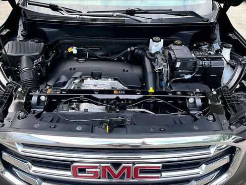 Used 2019 GMC Terrain SLT w/ Preferred Package AWD/4WD image 29