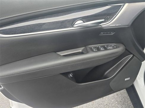 Used 2023 Cadillac XT5 Premium Luxury w/ Technology Package image 21