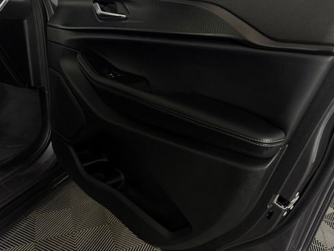 Certified 2025 Jeep Grand Cherokee L Altitude image 30