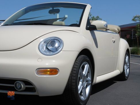 Used 2004 Volkswagen Beetle GLS FWD image 24
