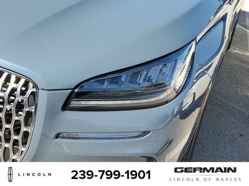 New 2026 Lincoln Corsair Premiere image 14