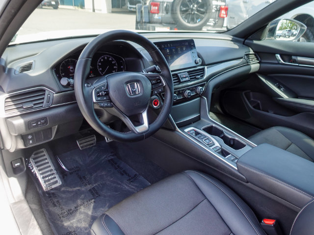 Used 2022 Honda Accord Sport image 11