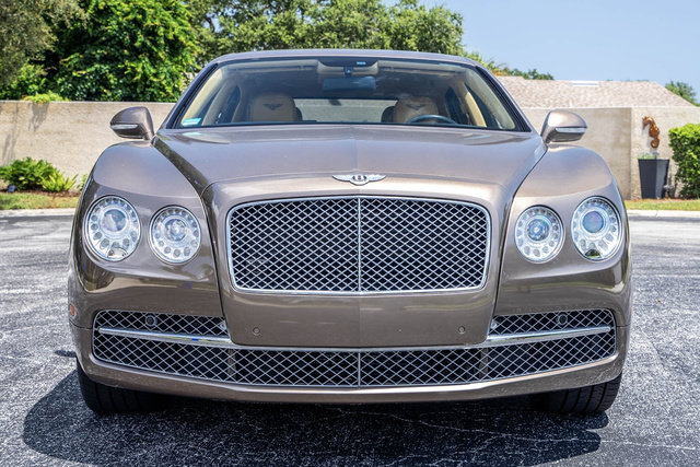 Used 2015 Bentley Flying Spur W12 AWD/4WD image 13