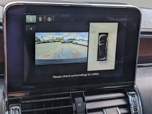 Used 2020 Lincoln Navigator L Reserve w/ Equipment Group 208A Reserve image 25