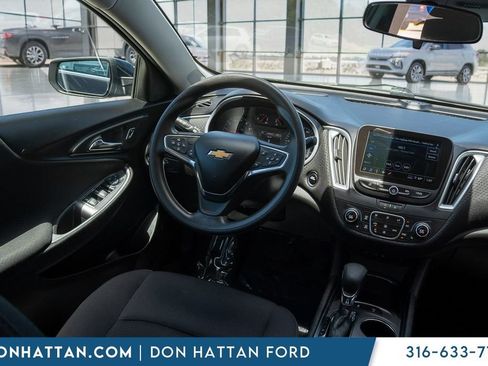 Used 2023 Chevrolet Malibu LT w/ Driver Confidence Package FWD image 16