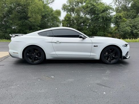 Used 2021 Ford Mustang GT w/ Equipment Group 301A RWD image 4