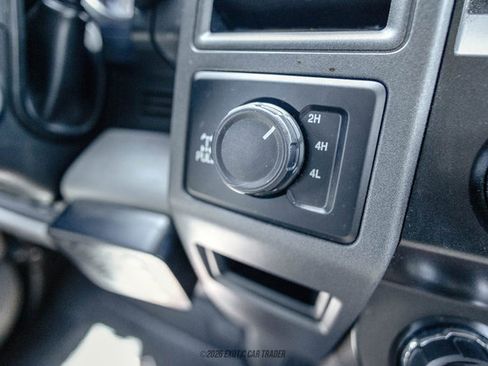 Used 2020 Ford F250 XL w/ Power Equipment Group AWD/4WD image 48
