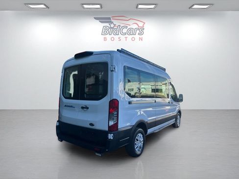 Used 2023 Ford E-Transit Medium Roof RWD image 4