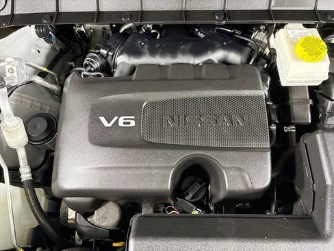 Used 2023 Nissan Pathfinder Platinum AWD/4WD image 32