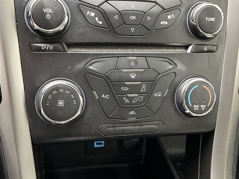 Used 2017 Ford Fusion S image 17