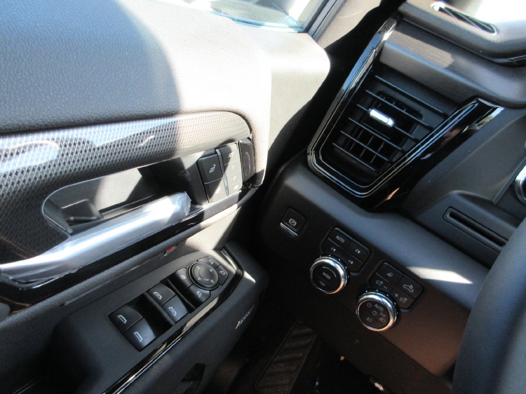 New 2026 GMC Sierra 1500 AT4 w/ AT4 Premium Package AWD/4WD image 18