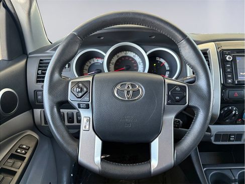 Used 2015 Toyota Tacoma 4x4 Double Cab w/ TRD Sport Package image 9