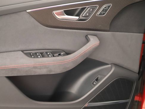 New 2026 Audi RS Q8 performance image 23