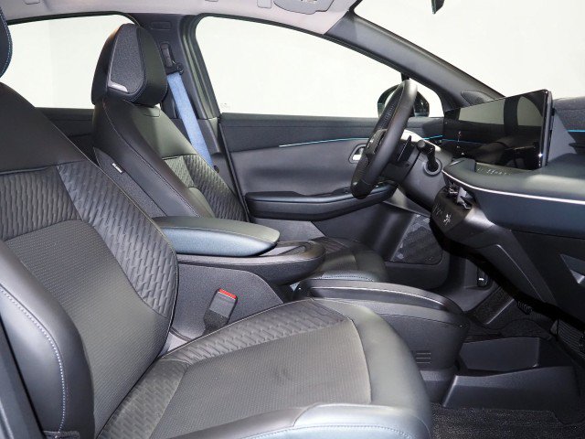 Used 2026 Nissan Leaf Platinum+ w/ Cargo Package (Platinum+) FWD image 16