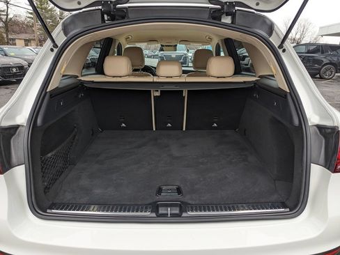 Used 2022 Mercedes-Benz GLC 300 4MATIC image 47