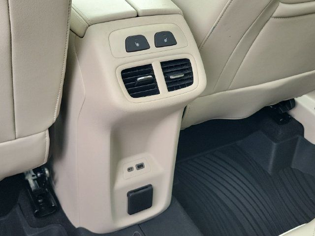 Used 2023 Buick Envision Avenir AWD/4WD image 27