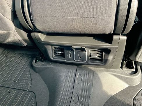 New 2026 GMC Sierra 2500 SLE image 30