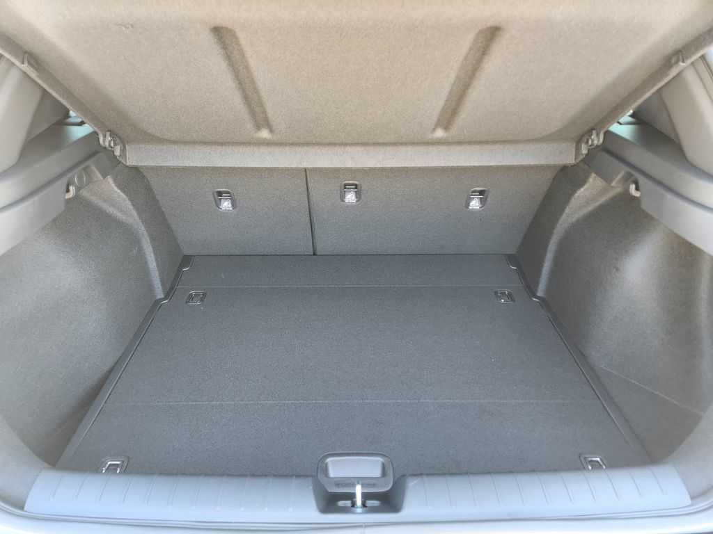 New 2026 Kia K4 GT-Line FWD image 27