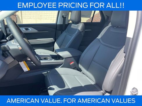 New 2026 Ford Explorer Active w/ Active Comfort Package AWD/4WD image 9