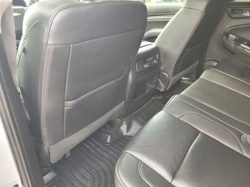 Used 2017 Chevrolet Tahoe LT w/ LT Signature Package image 12