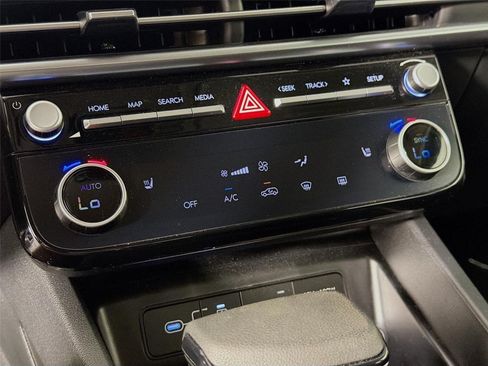 Certified 2025 Hyundai Tucson SEL FWD image 16