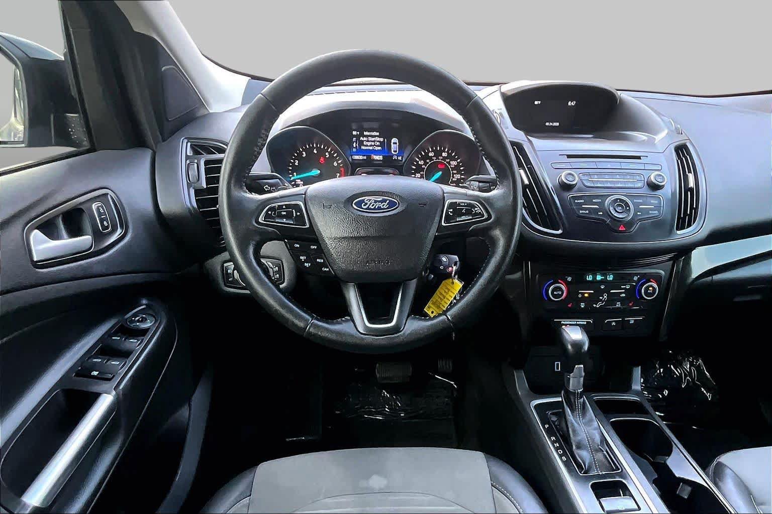 Used 2018 Ford Escape SE w/ SE Sport Appearance Package AWD/4WD image 6