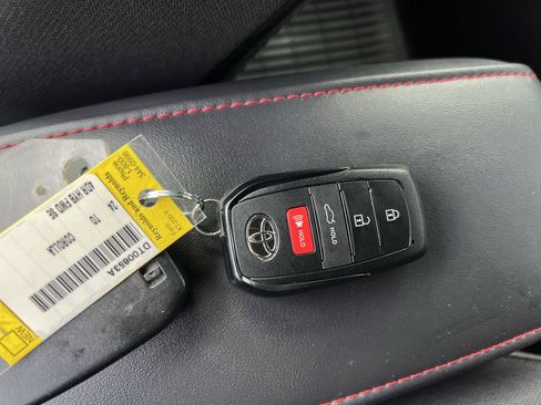 Used 2024 Toyota Corolla SE image 37