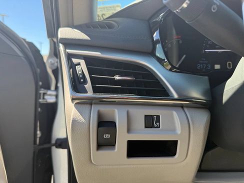 Used 2019 Cadillac CTS Luxury AWD/4WD image 20