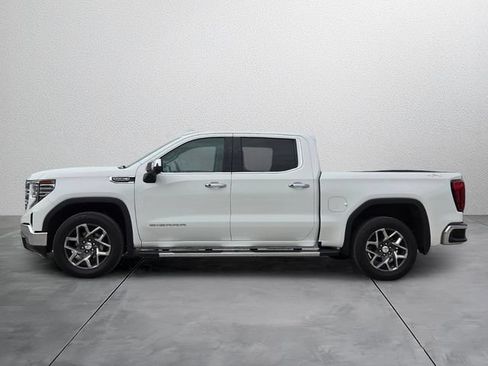Used 2024 GMC Sierra 1500 SLT w/ SLT Premium Package AWD/4WD image 2