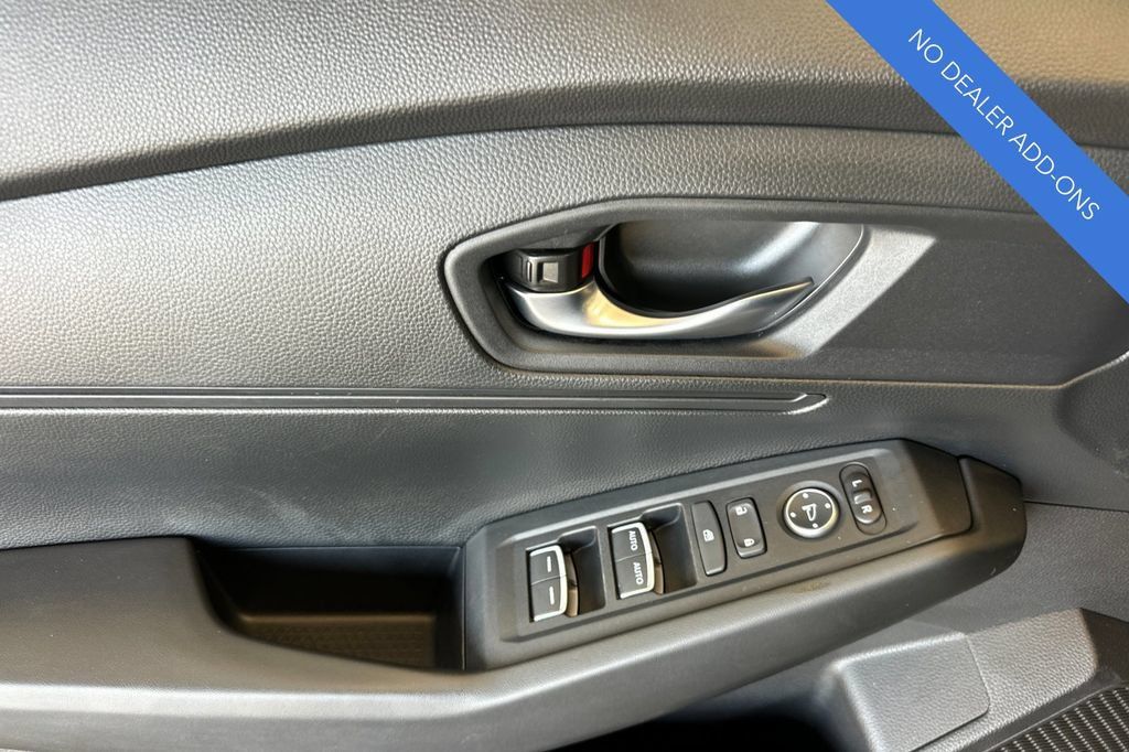 Certified 2025 Honda Accord LX image 11