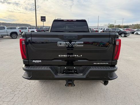 Used 2024 GMC Sierra 3500 Denali Ultimate image 5