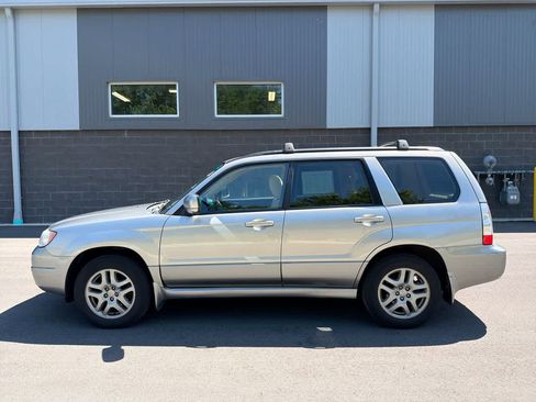 Used 2007 Subaru Forester 2.5X L.L. Bean AWD/4WD image 10