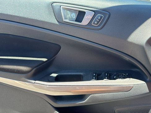 Used 2021 Ford EcoSport SE FWD image 8