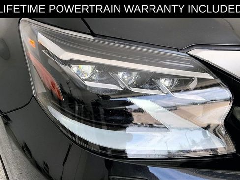 Used 2023 Lexus GX 460 Premium w/ Accessory Package AWD/4WD image 38