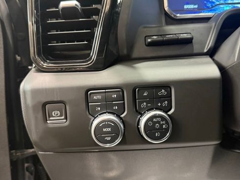 Used 2024 GMC Sierra 1500 AT4X AWD/4WD image 7