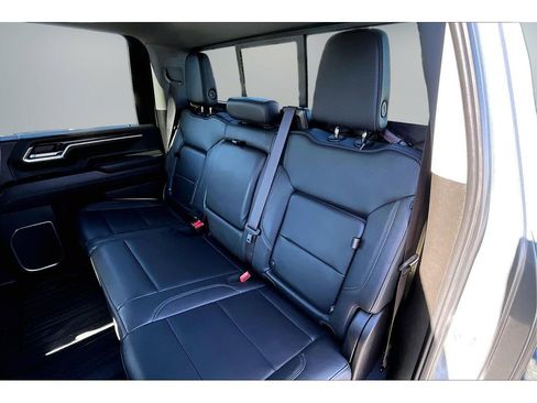 Used 2024 GMC Sierra 2500 SLT w/ SLT Premium Package AWD/4WD image 20