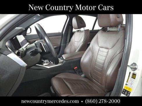 Used 2020 BMW 330i xDrive Sedan w/ Premium Package AWD/4WD image 13