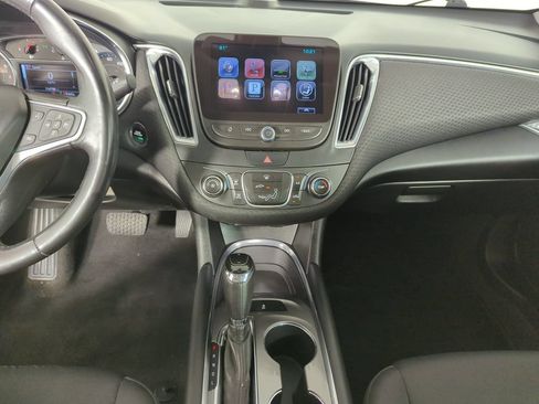 Used 2016 Chevrolet Malibu LT FWD image 24