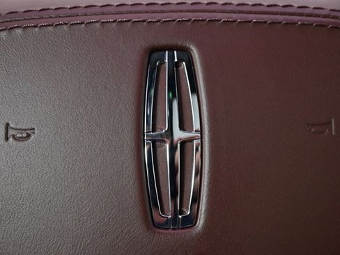 New 2026 Lincoln Nautilus Black Label w/ Jet Appearance Package image 33