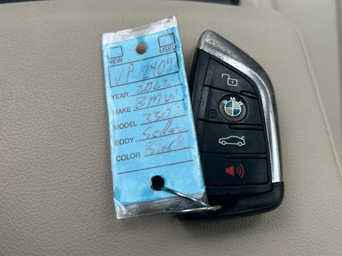 Used 2022 BMW 330i Sedan w/ Driving Assistance Package RWD image 44
