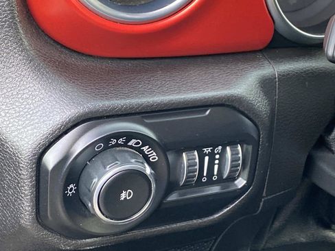 Used 2021 Jeep Wrangler Unlimited Rubicon w/ Steel Bumper Group image 30