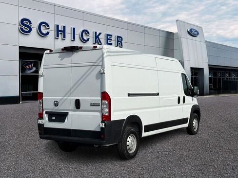 Used 2023 RAM ProMaster 2500 FWD image 2