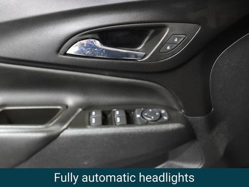 Used 2023 Chevrolet Equinox LT FWD image 16