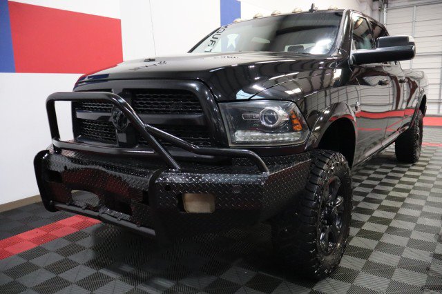 Used 2015 RAM 2500 Laramie w/ Black Appearance Group AWD/4WD image 3